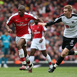 Abou Diaby (Arsenal) David Elm (Fulham). Arsenal 4: 0 Fulham. Barclays Premier League