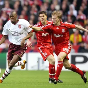 Abou Diaby (Arsenal) Dirk Kuyt (Liverpool) Abou Diaby (Arsenal) Dirk Kuyt (Liverpool)