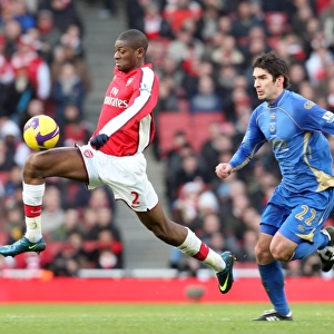 Abou Diaby vs. Richard Hughes: Arsenal's 1-0 Victory Over Portsmouth in the Barclays Premier League, Emirates Stadium (28/12/08)