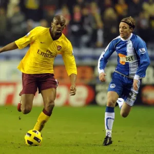 Abou Diaby vs. Ronnie Stam: Dramatic Draw at DW Stadium - Arsenal vs. Wigan Athletic, 2010