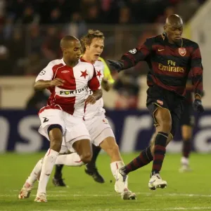 Abu Diaby (Arsenal) Mickael Tavares (Slavia Prague)