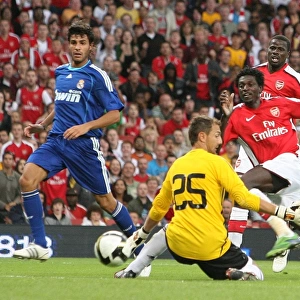 Adebayor vs. Dudek: Arsenal's Edge over Real Madrid in the Emirates Cup Clash, 2008