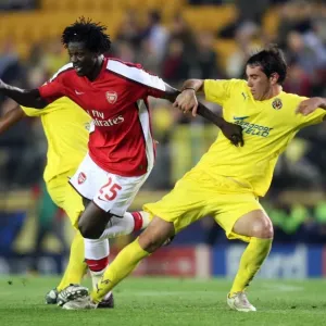 Adebayor vs. Godin: 1st Leg Quarterfinal Showdown in the UEFA Champions League: Arsenal vs. Villarreal (4-7-09)