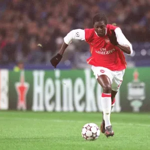 Adebayor's Battle: 0-0 Stalemate Against FC Porto in Champions League Group G