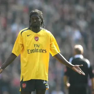 Adebayor's Disappointing Day: Liverpool's 4-1 Victory Over Arsenal in the Barclays Premiership, 2007