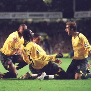 Adebayor's Game-Winning Goal: Arsenal's Celebration at Goodison Park