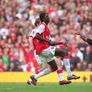Adebayor's Thrilling Third: Arsenal's 3-0 Victory Over Watford