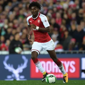 Ainsley Maitland-Niles in Action: Arsenal vs. Sydney Wanderers (2017-18)