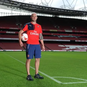 Alan Russell (Arsenal Groundstaff). Arsenal 1st Team Photcall and Training Session