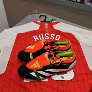 Alessia Russo Unveils New Adidas Boots in Arsenal Women's Changing Room Before Arsenal vs Everton (Barclays Women's Super League, 2023-24)