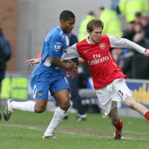 Alex Hleb (Arsenal) Antonio Valencia (Wigan)