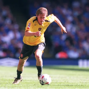 Alex Hleb (Arsenal). Arsenal 1: 2 Chelsea. FA Community Shield