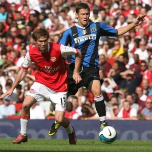 Alex Hleb (Arsenal) Attila Filkor (Inter) Alex Hleb (Arsenal) Attila Filkor (Inter)
