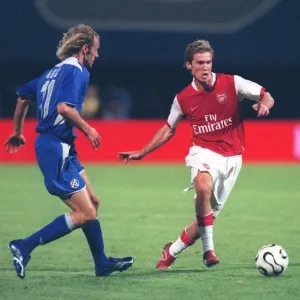 Print of Alex Hleb in action for Arsenal Print of Alex Hleb in action for Arsenal