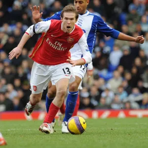 Alex Hleb (Arsenal) Mehdi Nafti (Birmingham City)