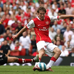 Alex Hleb (Arsenal) Paul Konchesky (Fulham)