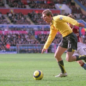 Alex Hleb (Arsenal) Sean Davis (Aston Villa). Aston Villa 0: 0 Arsenal