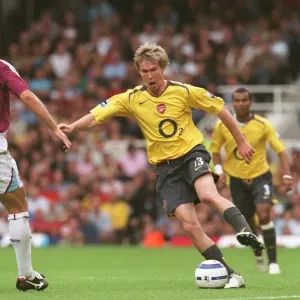 Alex Hleb (Arsenal) Tomás Reppa (West Ham Verein). West Ham Verein 0 : 0 Arsenal Alex Hleb (Arsenal) Tomás Reppa (West Ham Verein). West Ham Verein 0 : 0 Arsenal