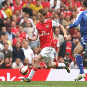 Alex Hleb (Arsenal) Wayne Bridge (Chelsea) Alex Hleb (Arsenal) Wayne Bridge (Chelsea)
