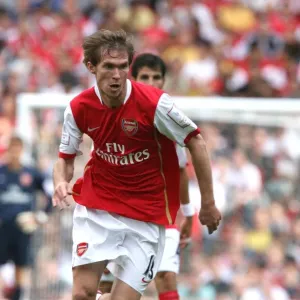 Alex Hleb Leads Arsenal to Victory: 2-1 over Inter Milan, Emirates Cup 2007 Alex Hleb Leads Arsenal to Victory: 2-1 over Inter Milan, Emirates Cup 2007