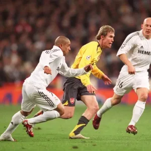 Alex Hleb Stuns Real Madrid: Arsenal's Historic 1-0 Win Over Real Madrid in the Champions League