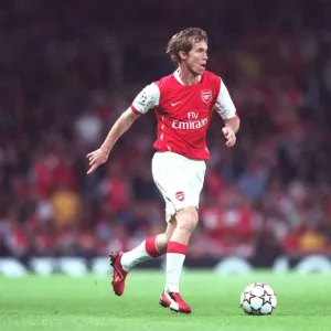 Alex Hleb's Brilliant Performance: Arsenal's 2-0 Victory Over FC Porto in the UEFA Champions League, Group Stage (September 26, 2006)