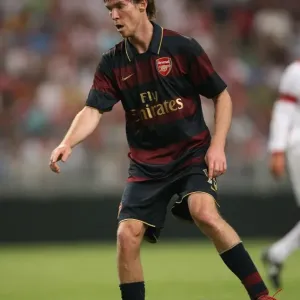 Alex Hleb's Stunner: Arsenal's Victory Goal vs. Ajax in Amsterdam (April 8, 2007) Alex Hleb's Stunner: Arsenal's Victory Goal vs. Ajax in Amsterdam (April 8, 2007)