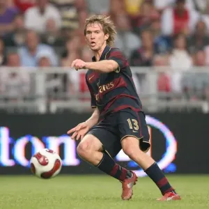 Alex Hleb's Stunner: Arsenal's Winning Goal Against Ajax at Amsterdam ArenA, 2007 Alex Hleb's Stunner: Arsenal's Winning Goal Against Ajax at Amsterdam ArenA, 2007