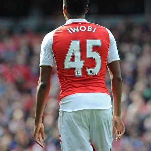 Alex Iwobi in Action: Arsenal vs. Watford, Premier League 2015-16