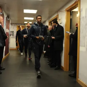 Alex Iwobi Arrives at West Ham United Ahead of Arsenal's Premier League Showdown (2015-16)
