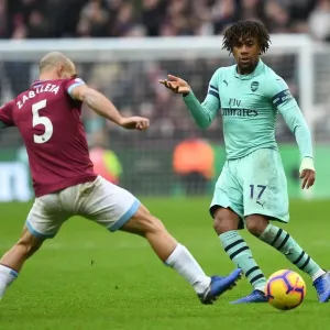 Alex Iwobi Outsmarts Pablo Zabaleta: Arsenal's Skillful Midfielder Beats West Ham Defender Alex Iwobi Outsmarts Pablo Zabaleta: Arsenal's Skillful Midfielder Beats West Ham Defender