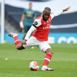 Alex Lacazette in Action: Arsenal vs. Tottenham Hotspur, Premier League 2019-2020