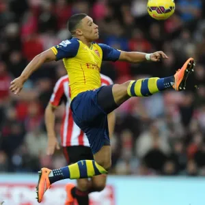 Alex Oxlade-Chamberlain in Action: Sunderland vs Arsenal, Premier League 2014/15
