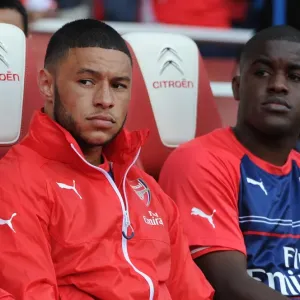 Alex Oxlade-Chamberlain and Joel Campbell (Arsenal). Arsenal 2: 1 Crystal Palace