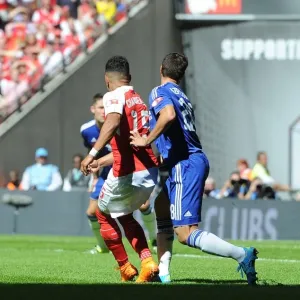 Alex Oxlade-Chamberlain's Dramatic Goal: Arsenal's FA Community Shield Victory over Chelsea (2015) - Oxlade-Chamberlain Scores under Azpilicueta's Pressure Alex Oxlade-Chamberlain's Dramatic Goal: Arsenal's FA Community Shield Victory over Chelsea (2015) - Oxlade-Chamberlain Scores under Azpilicueta's Pressure