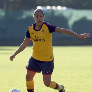 Alex Scott in Action: Arsenal Women's 6-0 Victory over Neulengbach in UEFA Cup Alex Scott in Action: Arsenal Women's 6-0 Victory over Neulengbach in UEFA Cup