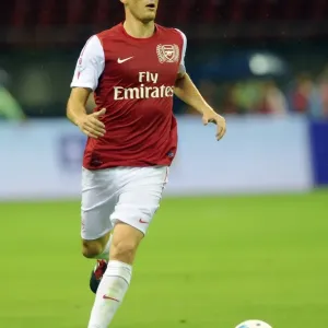 Alex Song in Action: Arsenal vs Hangzhou Greentown, 2011 Alex Song in Action: Arsenal vs Hangzhou Greentown, 2011