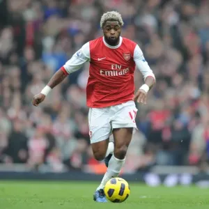 Alex Song (Arsenal). Arsenal 2: 3 Tottenham Hotspur. Baclays Premier League