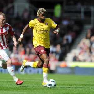 Alex Song (Arsenal) Glenn Whelan (Stoke). Stoke City 3: 1 Arsenal, Barclays Premier League