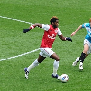 Alex Song (Arsenal) Jack Colback (Sunderland). Arsenal 2: 1 Sunderland. Barclays Premier League