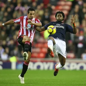 Alex Song (Arsenal) Kieran Richardson (Sunderland). Sunderland 1: 0 Arsenal