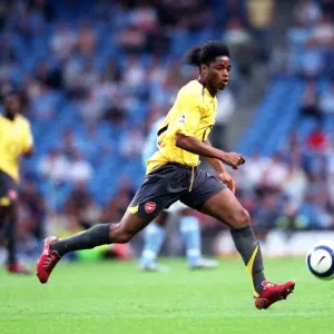 Alex Song (Arsenal). Manchester City 1: 3 Arsenal. FA Premiership