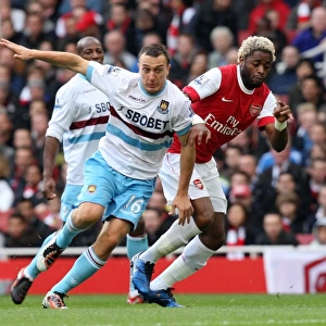 Alex Song (Arsenal) Mark Noble (West Ham). Arsenal 1: 0 West Ham United