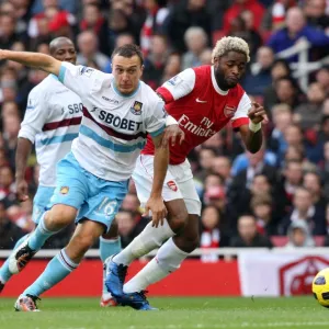 Alex Song (Arsenal) Mark Noble (West Ham). Arsenal 1: 0 West Ham United