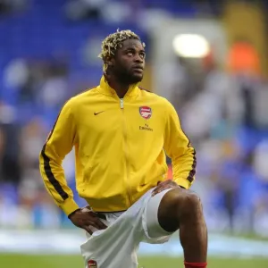 Alex Song (Arsenal). Tottenham Hotspur 3: 3 Arsenal. Barclays Premier League