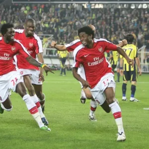 Alex Song celebrates scoring Arsenals 4th goal with Alex Song celebrates scoring Arsenals 4th goal with