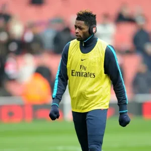 Alex Song Preparing for Arsenal's 7-1 Victory over Blackburn Rovers