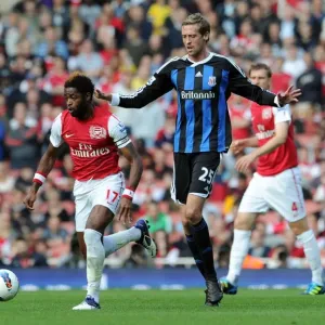 Alex Song Scores the Game-Winning Goal: Arsenal Triumphs 3-1 over Stoke City in the Premier League
