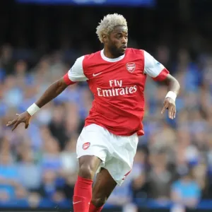 Alex Song vs. Chelsea: A Defensive Battle in the 2010-11 Premier League Alex Song vs. Chelsea: A Defensive Battle in the 2010-11 Premier League
