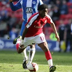 Alex Song's Dominant Performance: Arsenal's 4-1 Victory Over Wigan Athletic